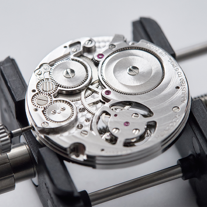 Peacock Divine Craft Hand-Made Micro-Engraved Ultra-Thin Tourbillon Watch